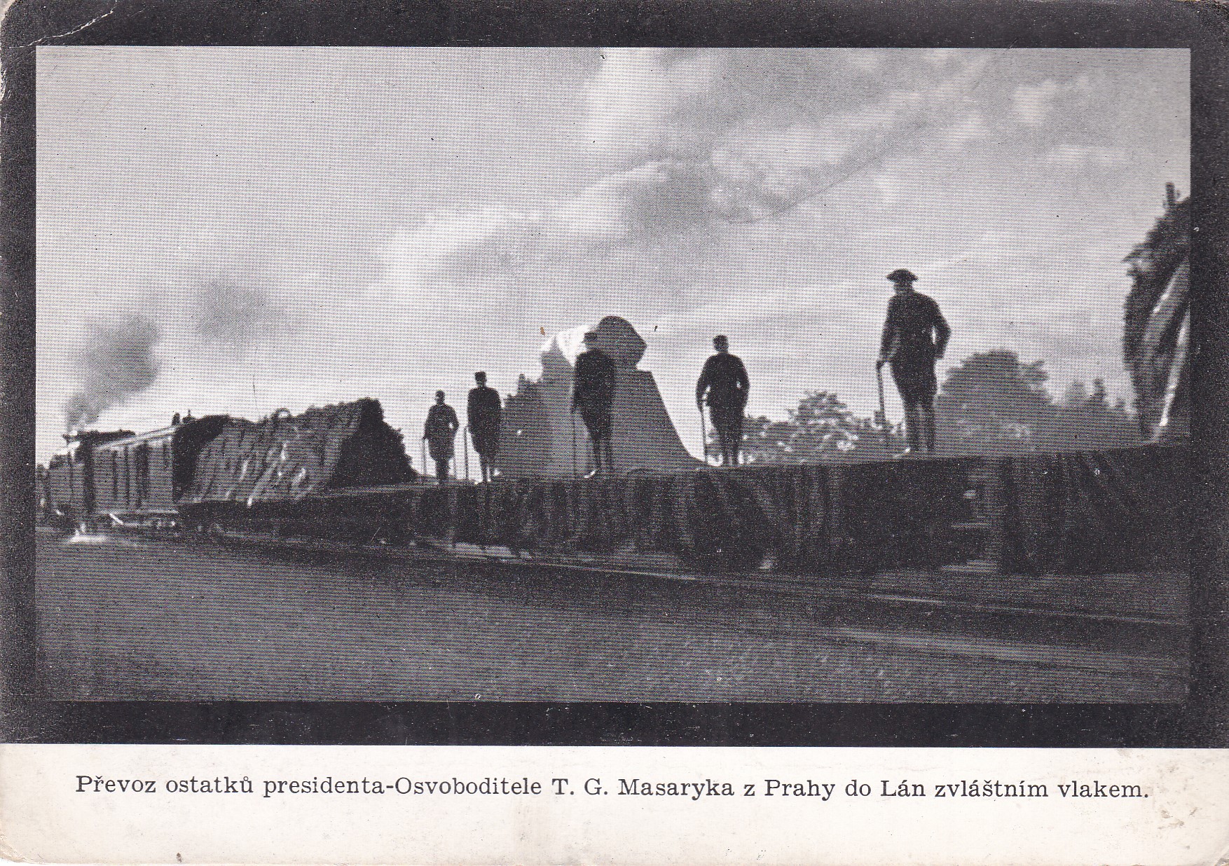 Tomáš Garrigue Masaryk - Převoz ostatků presidenta z Prahy do Lán zvláštním vlakem